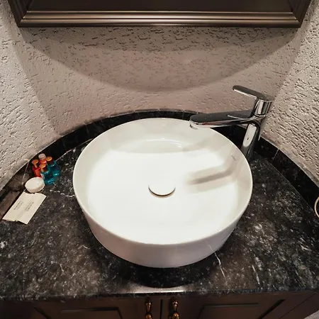 Yamans Park 4* ترابزون